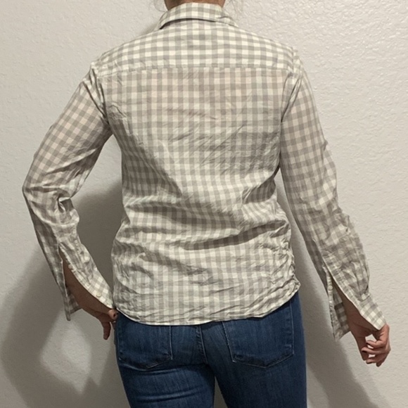 J.Crew Size 8 100% Cotton Button Down Toupe/White - Picture 2 of 2